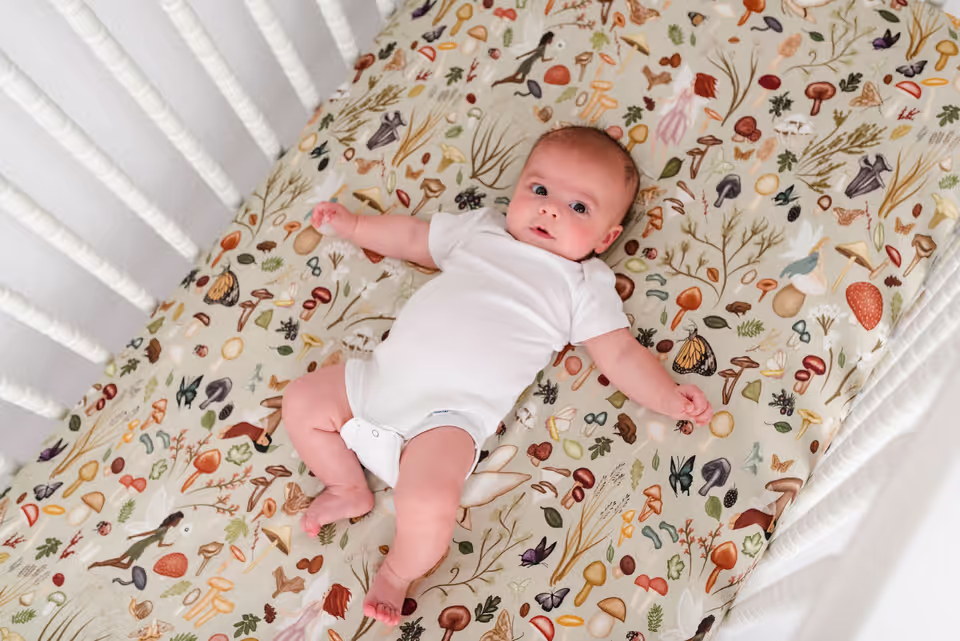 Como preparar a cama do bebé: colchão, protetor e lençóis (guia completo) — imagem 4